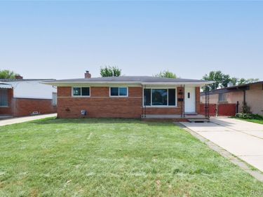 1575 W 13 Mile Road, Madison Heights, Mi 48071