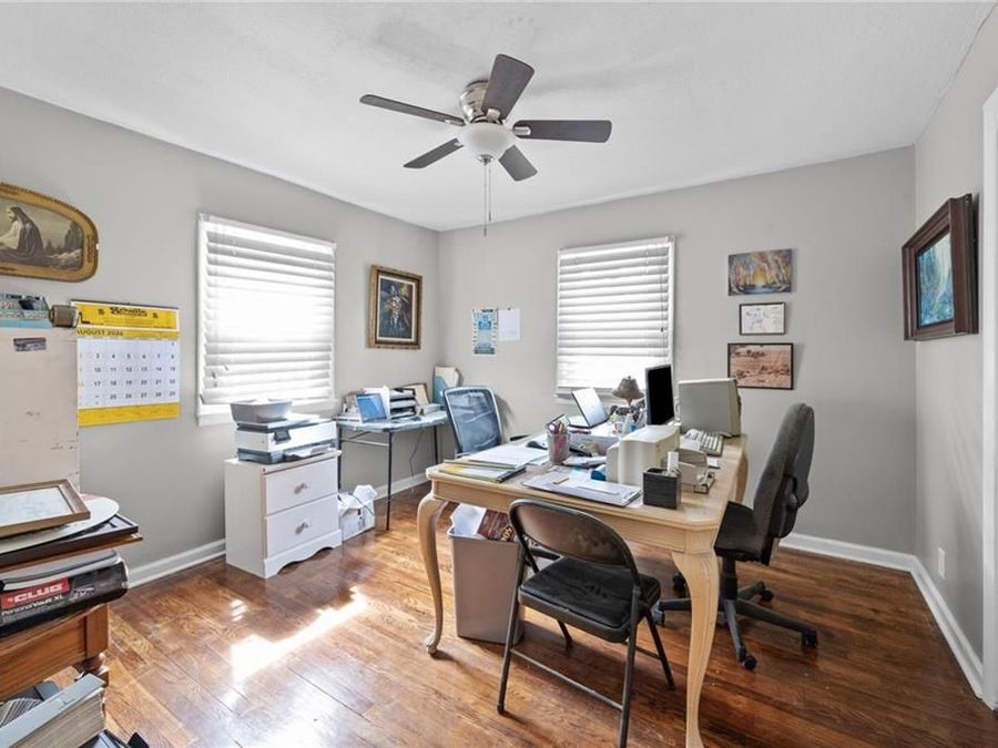 Property Image 11