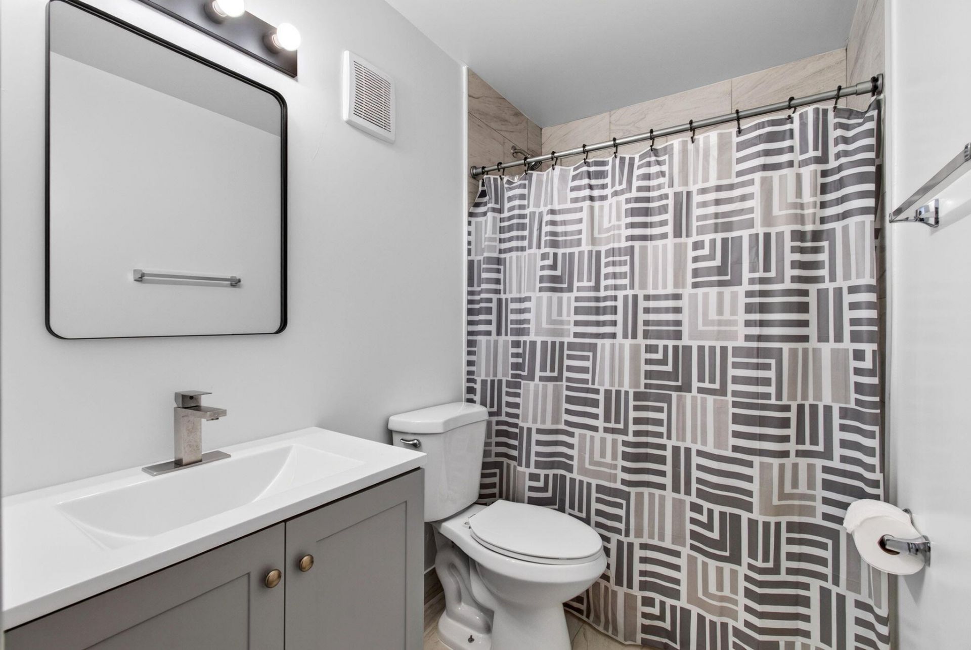 450 SW 2nd Avenue, Unit 205, Boca Raton, FL 33432 Photo