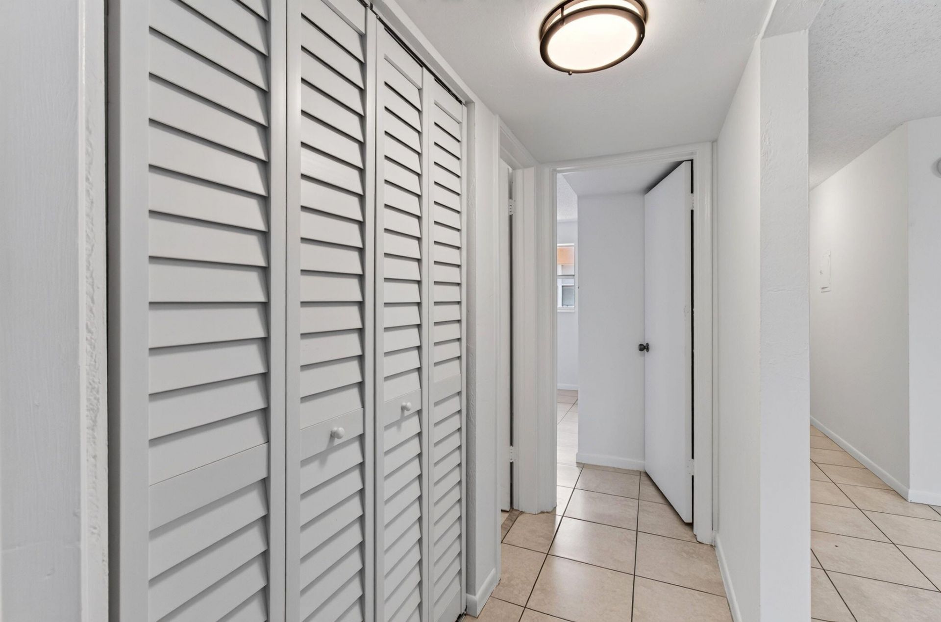450 SW 2nd Avenue, Unit 205, Boca Raton, FL 33432 Photo