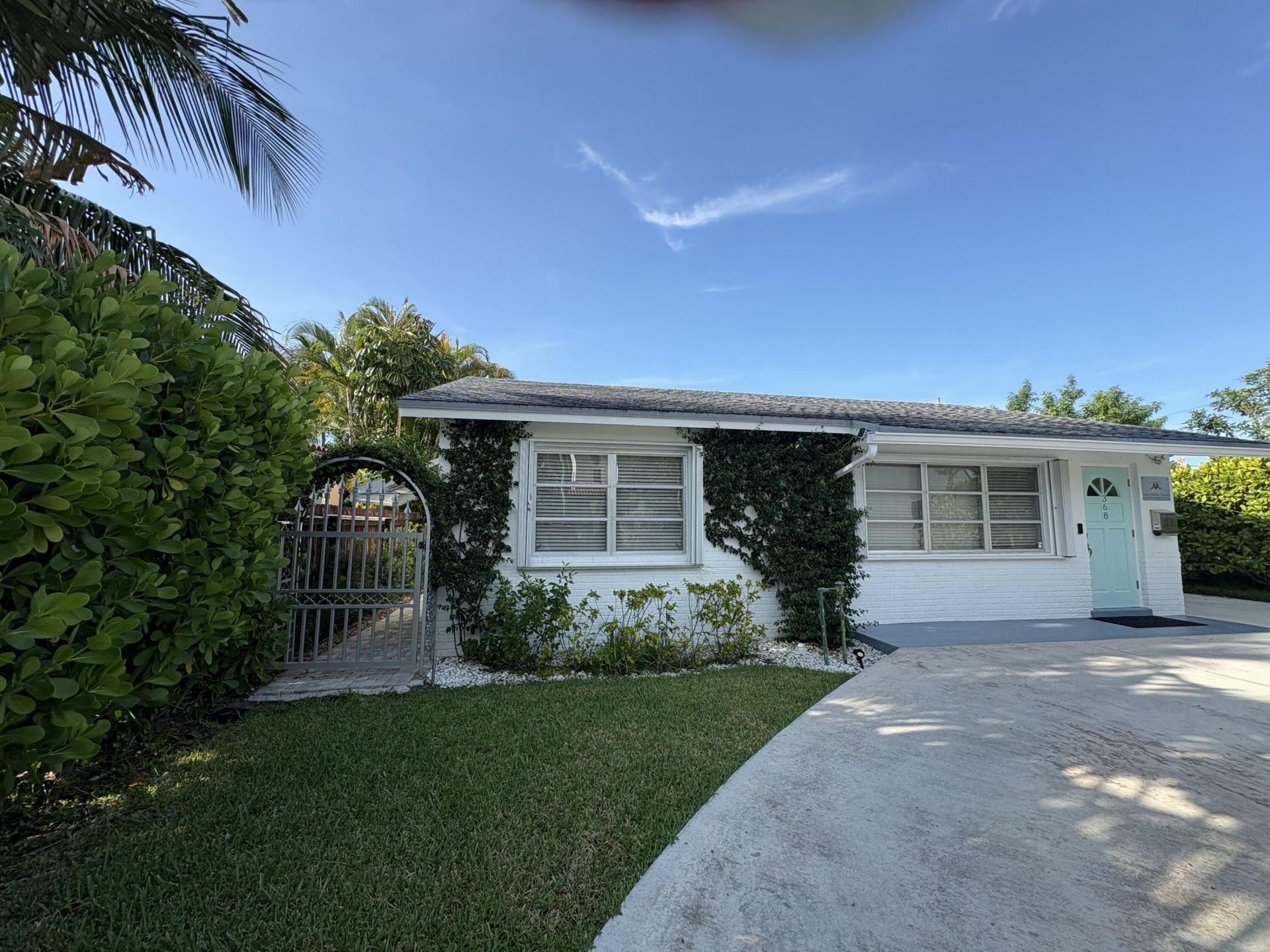 368 Plymouth Road, West Palm Beach, FL 33405 Photo