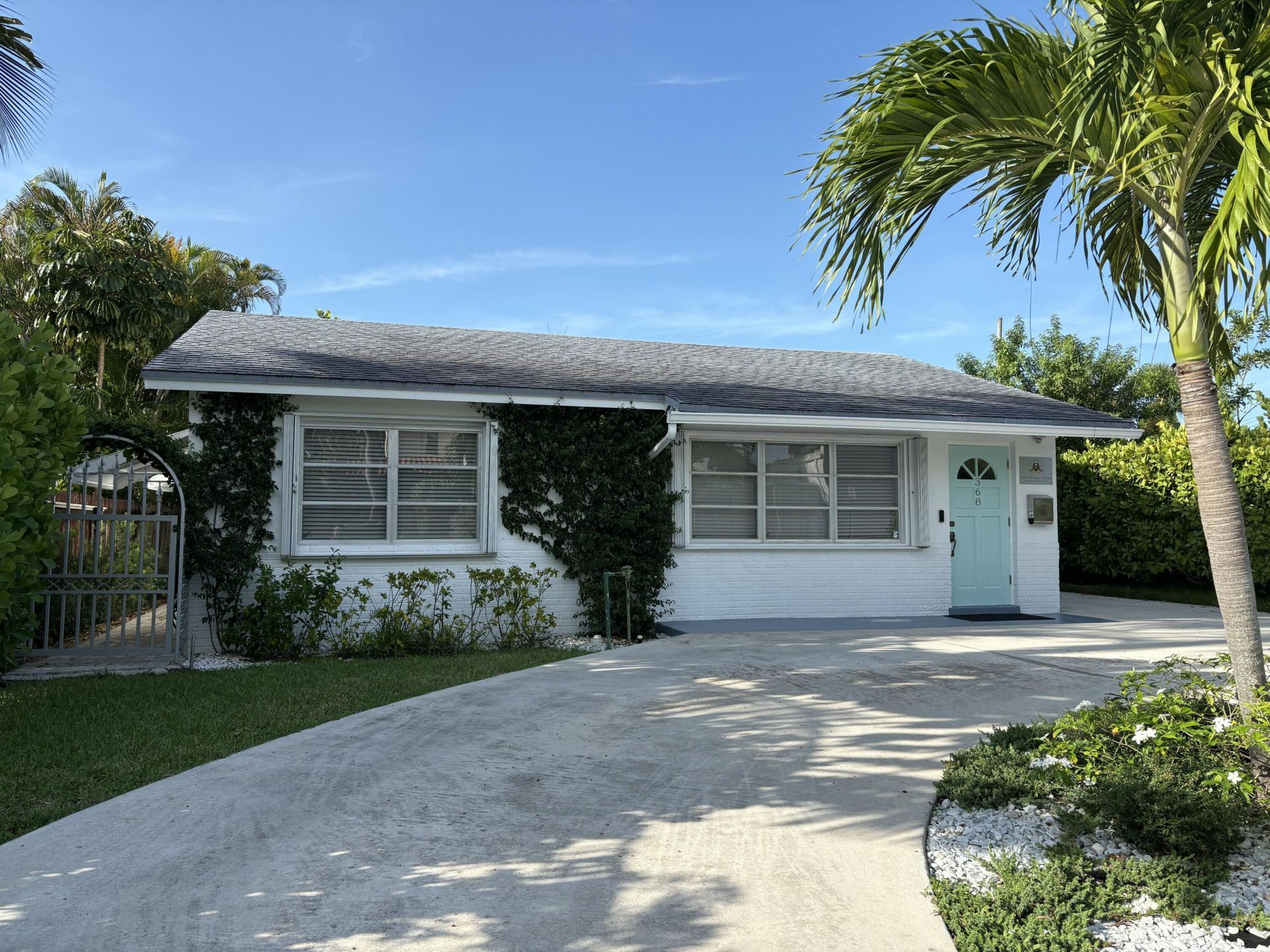 368 Plymouth Road, West Palm Beach, FL 33405 Photo