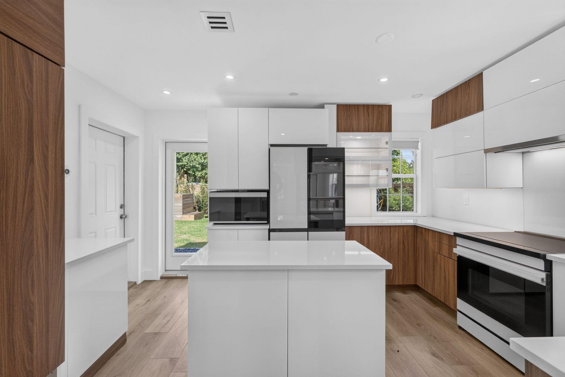1309 N Palmway, Lake Worth Beach, FL 33460 Photo