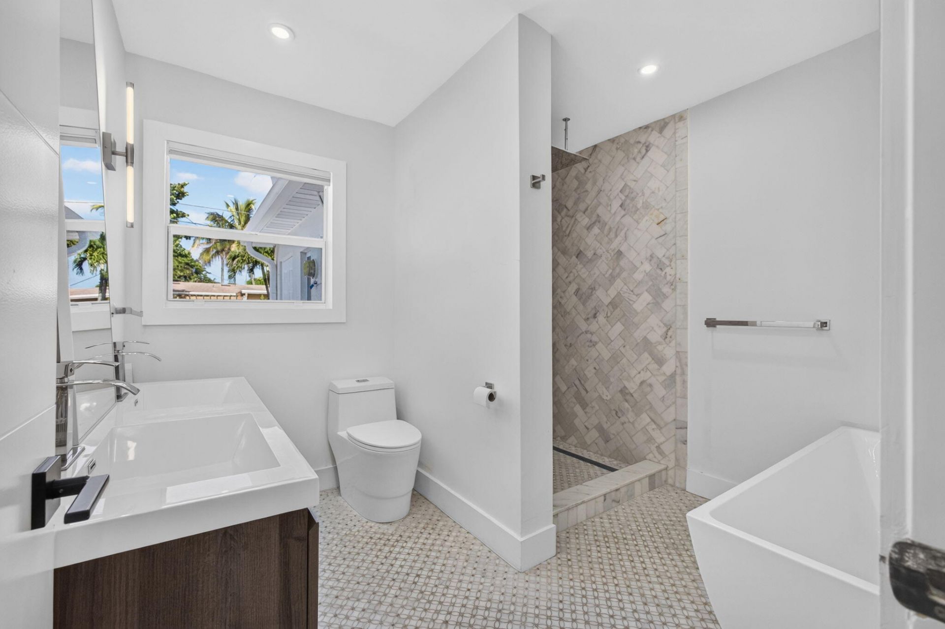 1309 N Palmway, Lake Worth Beach, FL 33460 Photo