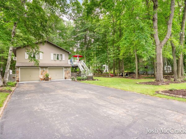 11339 Alpine Road, Stanwood, MI 49346