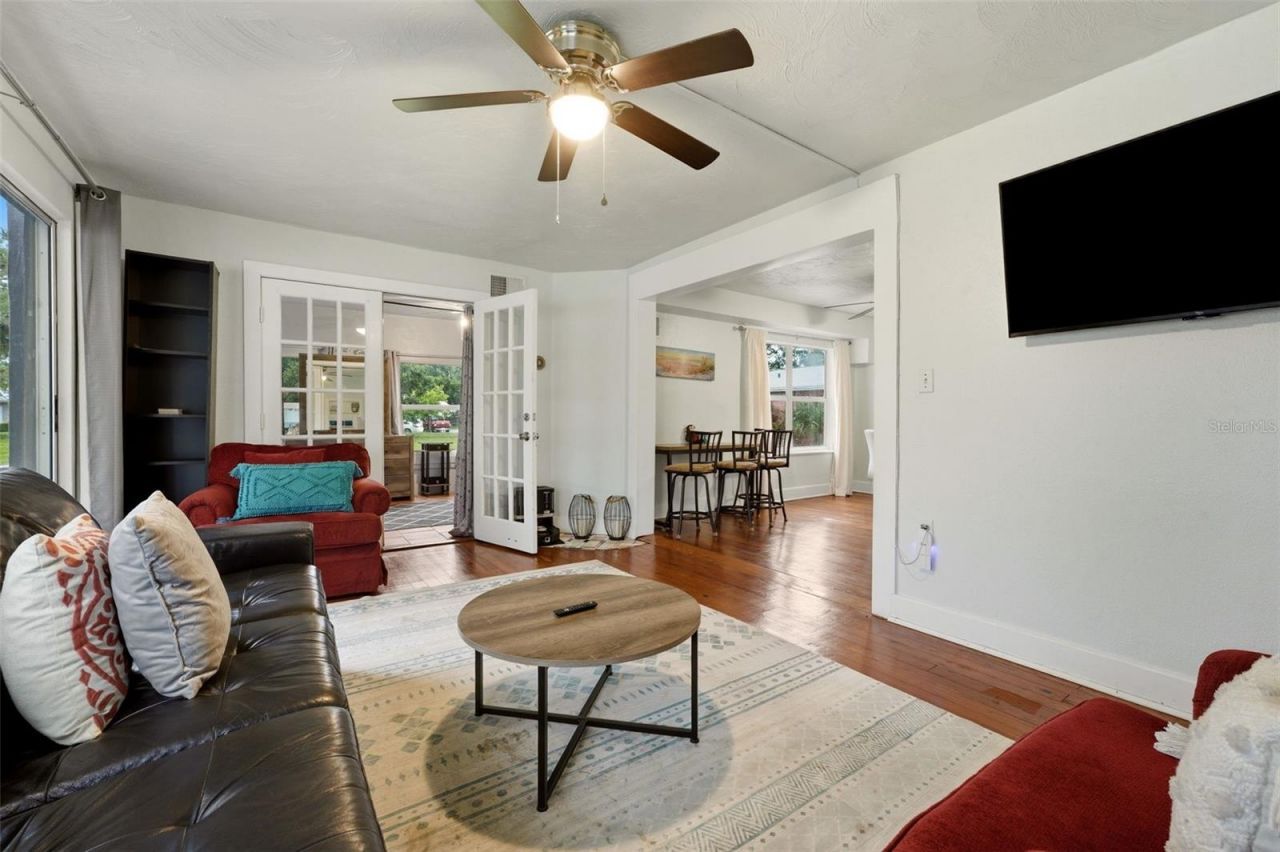 3052 Alta Vista St , Sarasota, FL 34237 Photo