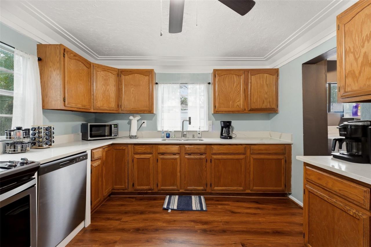 3052 Alta Vista St , Sarasota, FL 34237 Photo