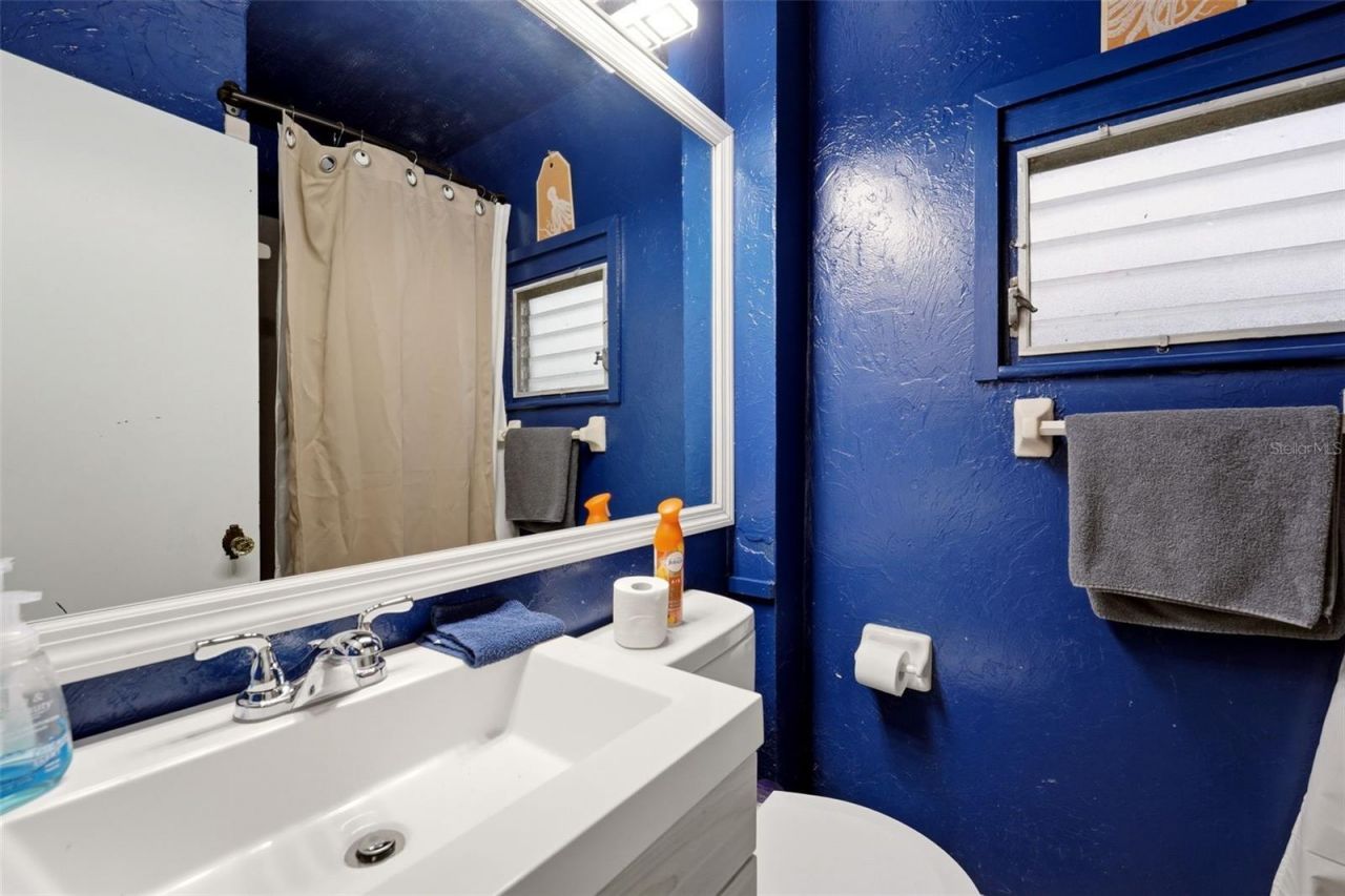 3052 Alta Vista St , Sarasota, FL 34237 Photo