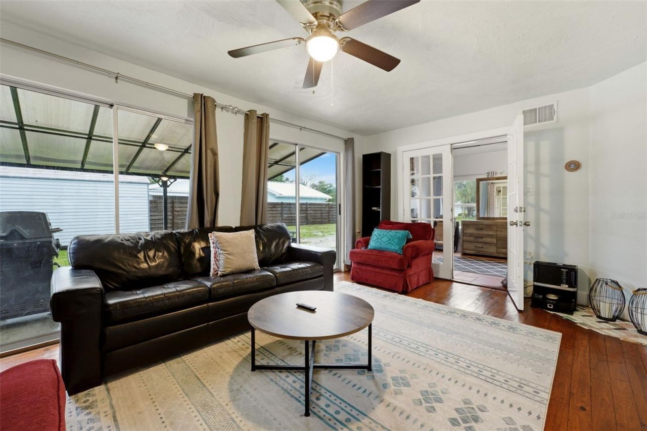 3052 Alta Vista St , Sarasota, FL 34237 Photo