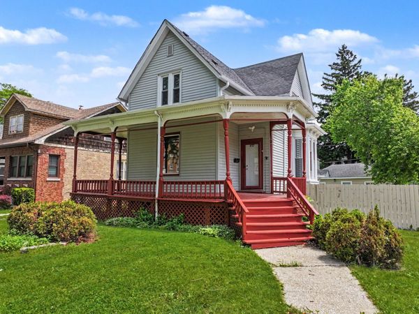 417 S 3rd Avenue , Maywood, IL 60153