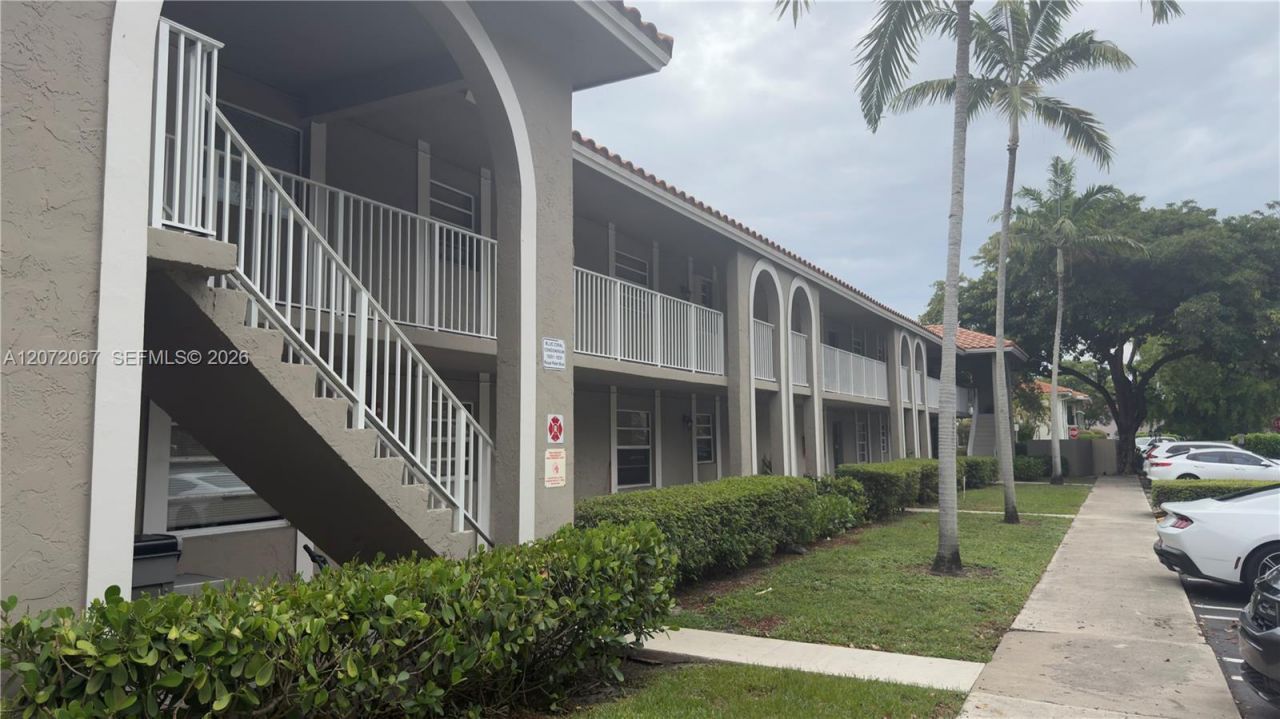 11225 Royal Palm Blvd , Unit 11225, Coral Springs, FL 33065 Photo