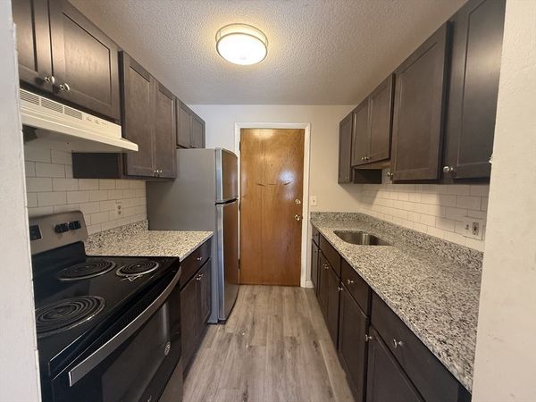 12 Border St, Unit B3, Lynn, MA 01905