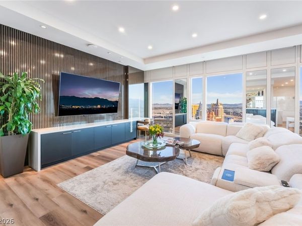 3750 S Las Vegas Boulevard, Unit 4002/03, Las Vegas, NV 89158