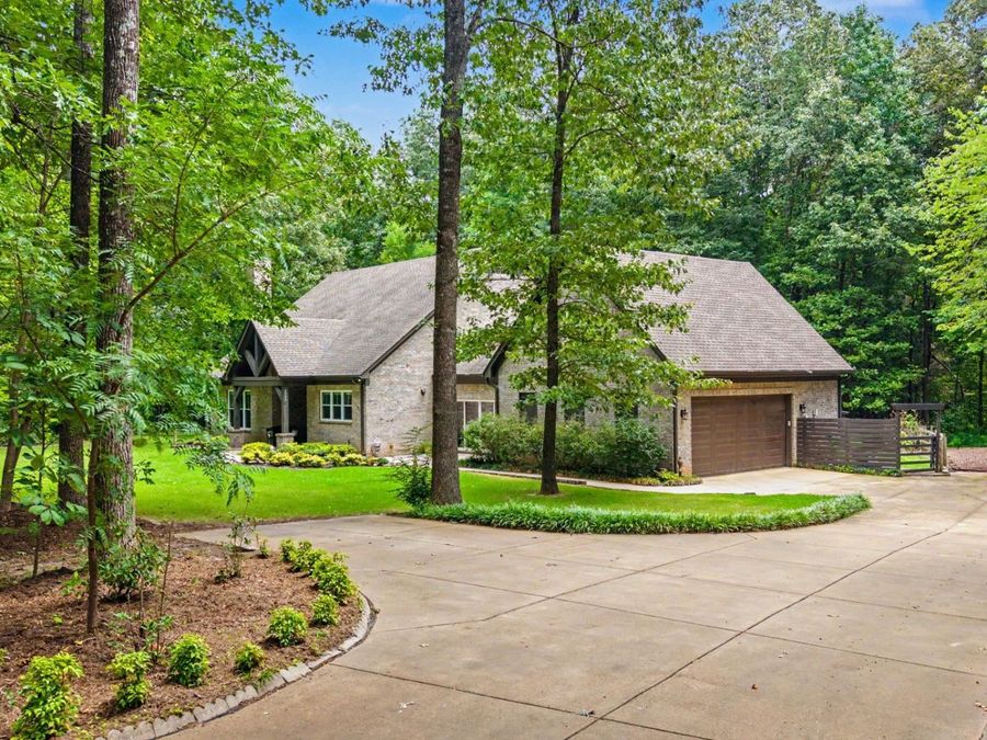 Property Image 38