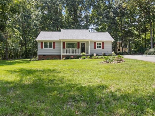 112 Nut Bush Court, Hillsborough, NC 27278