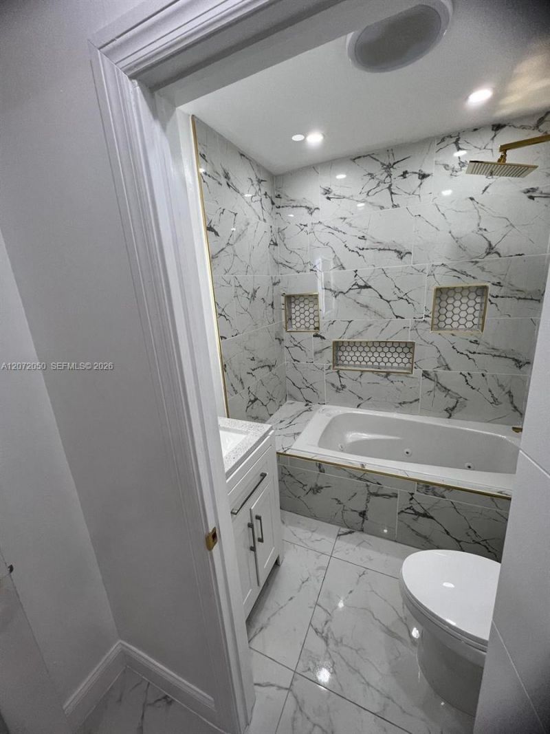 5090 SW 9th Ct, Plantation, FL 33317 Photo
