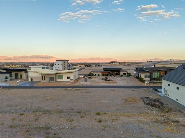 3051 S Formula Court , Pahrump, NV 89048