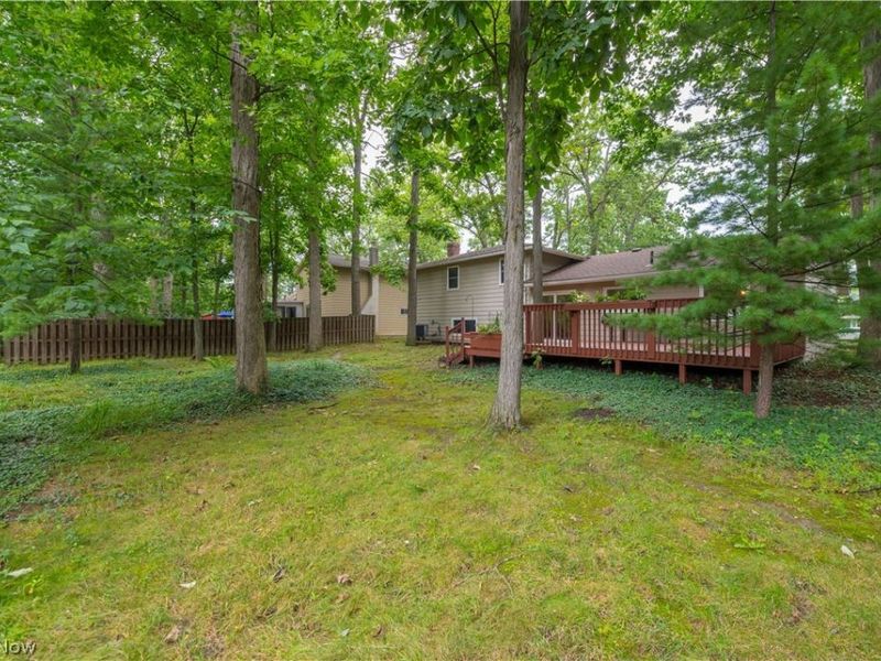 17069 Partridge Drive, Strongsville, OH 44136 Photo 8