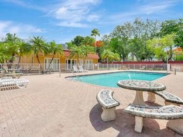 9972 SW 88th St , Unit 1128, Miami, FL 33176