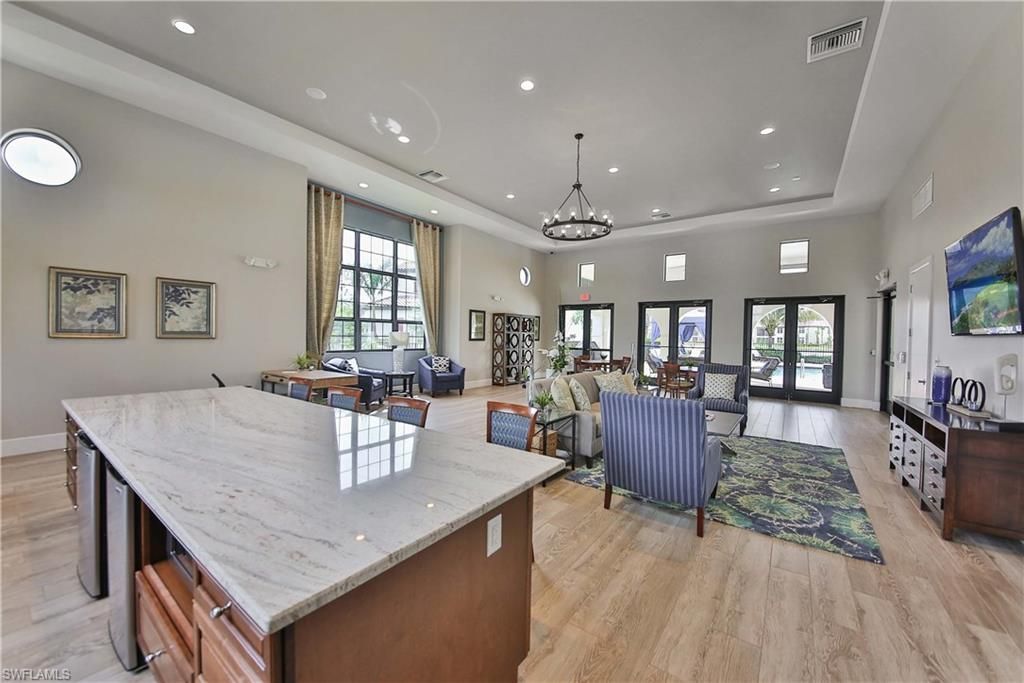 15145 Palmer Lake Cir, Unit 103, Naples, FL 34109 Photo