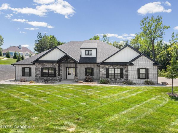 228 CONSTITUTION DRIVE, Jefferson City, MO 65109
