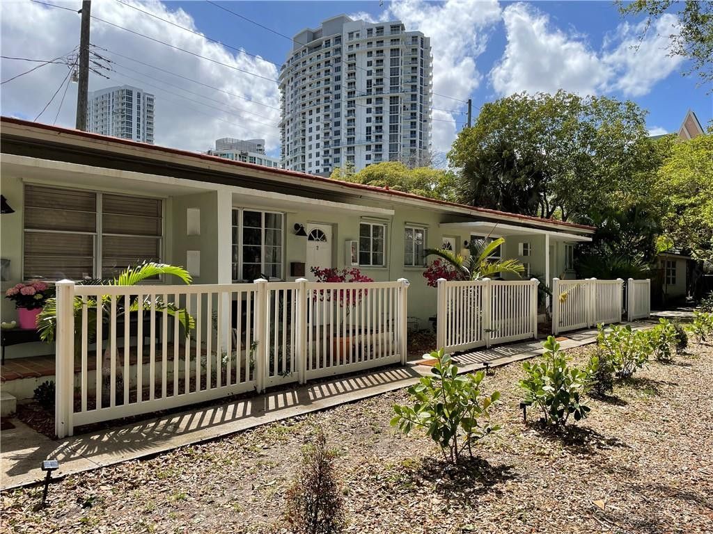17 NE 9th Avenue, Unit 4, Fort Lauderdale, FL 33301 Photo