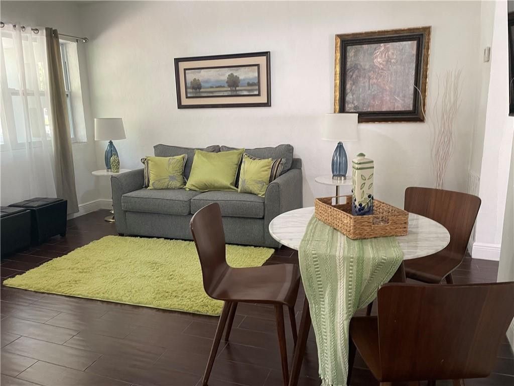 17 NE 9th Avenue, Unit 4, Fort Lauderdale, FL 33301 Photo