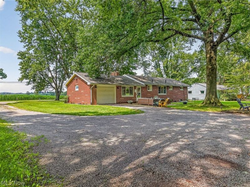 9842 Market Avenue N, Hartville, OH 44632 Photo 26
