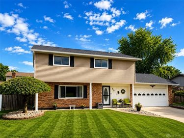 6811 Locustview Drive, Dayton, OH 45424