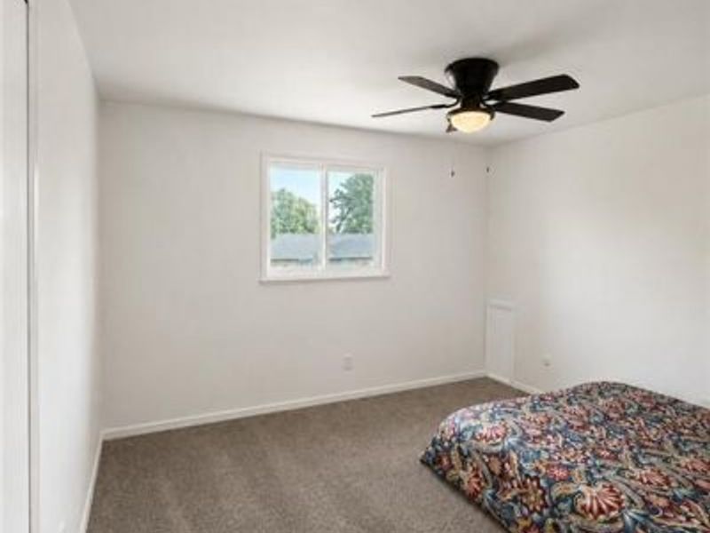 6811 Locustview Drive, Dayton, OH 45424 Photo 18