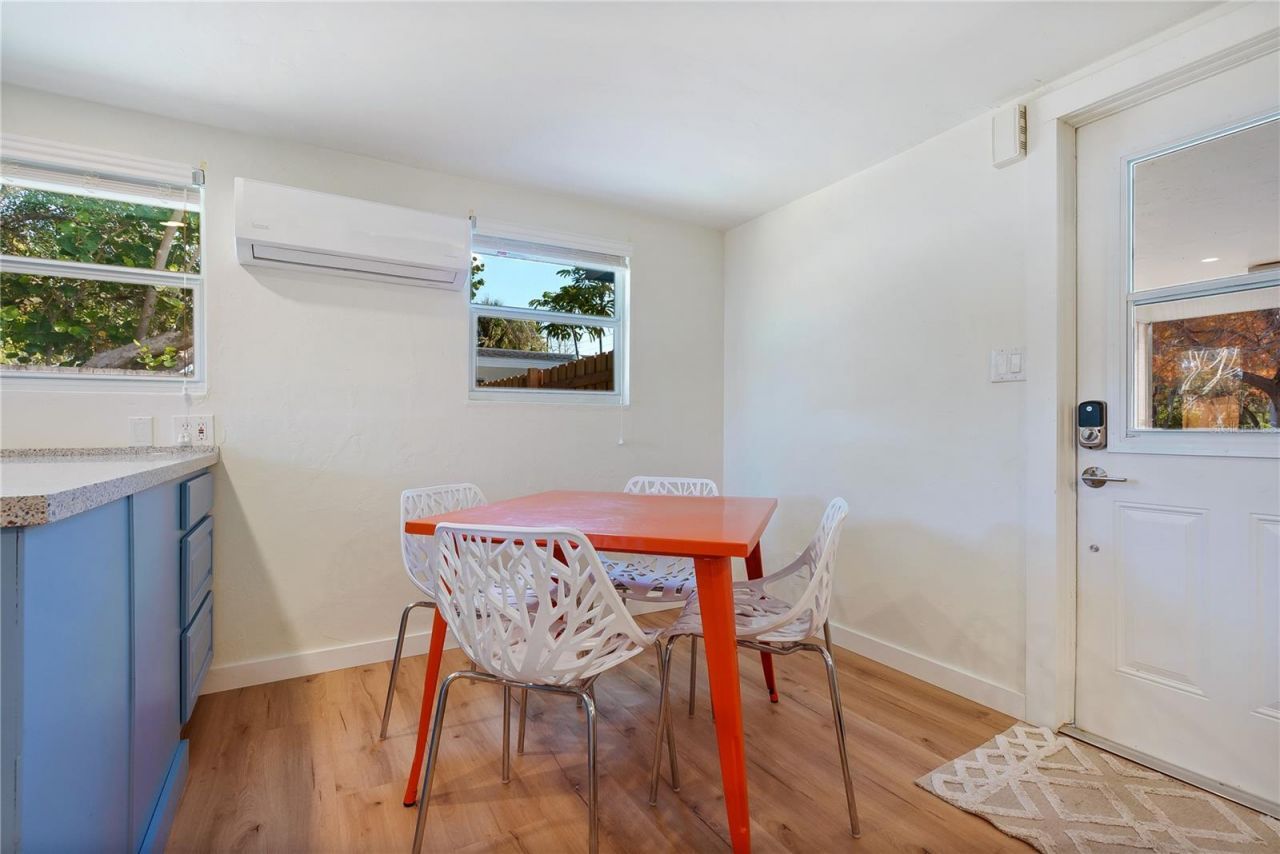 2311 Waldemere Street , Unit B, Sarasota, FL 34239 Photo