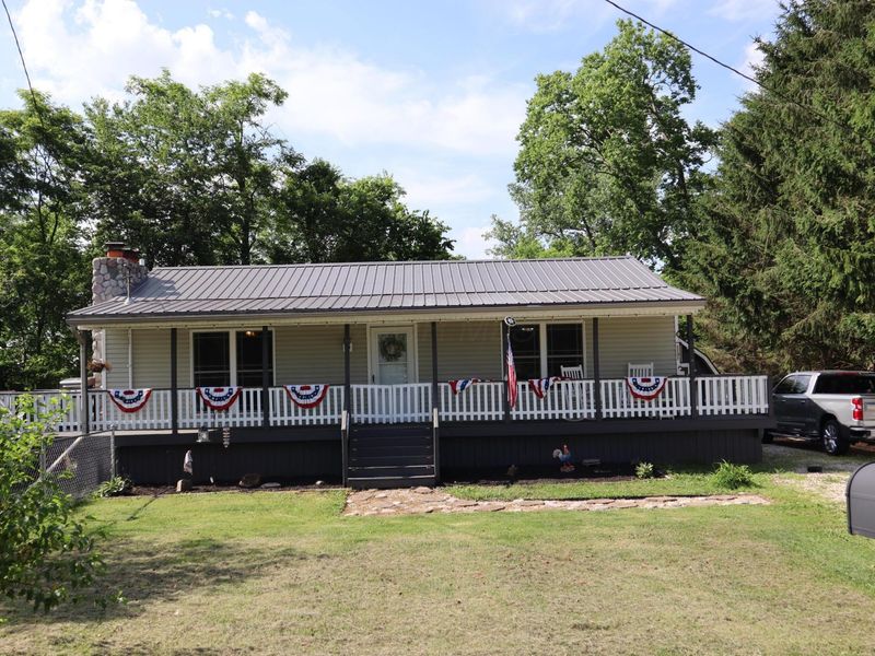 1720 Homer Road NW, Utica, OH 43080 Photo 1