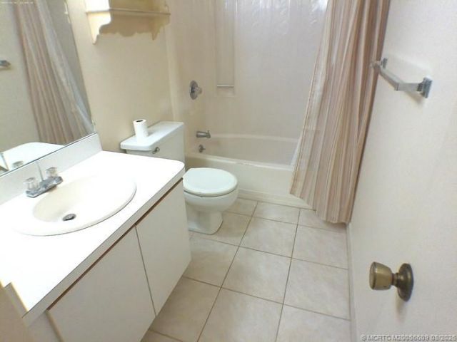 331 SW South River Drive , Unit 204, Stuart, FL 34997 Photo