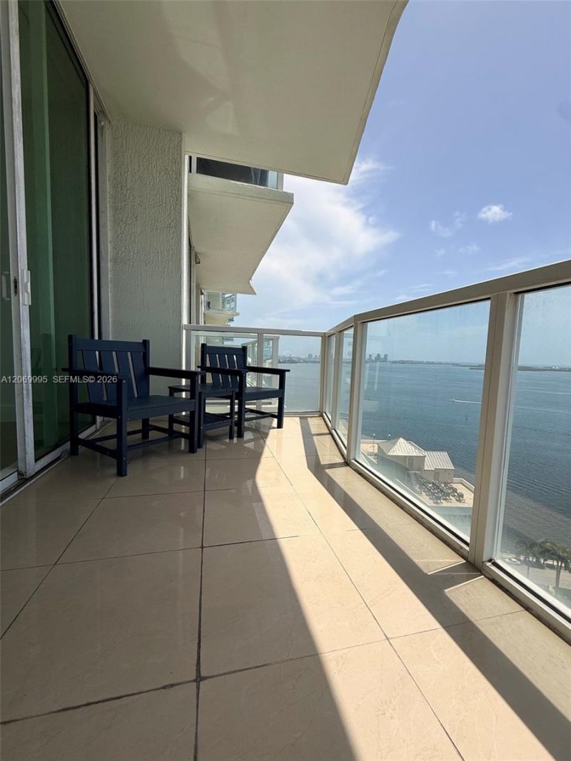 218 SE 14th St , Unit TS107, Miami, FL 33131 Photo
