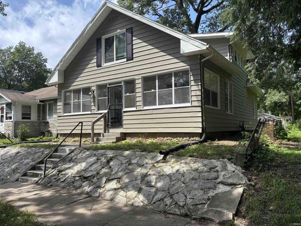 1321 N Brookfield Street, South Bend, IN 46628