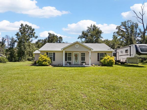 198 NE Gloriosa Lane, Lee, FL 32059
