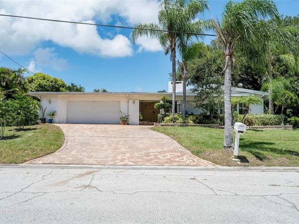1294 FAIRWAY DRIVE , DUNEDIN, FL 34698