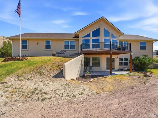 570 Valley Drive , Penrose, CO 81240