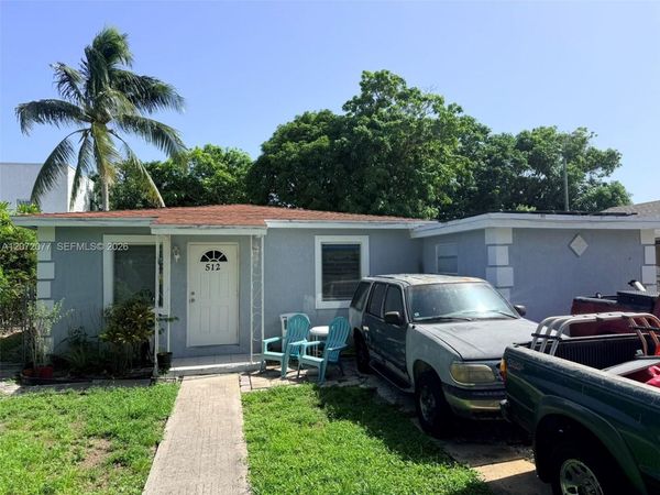 512 Independence Rd, West Palm Beach, FL 33405