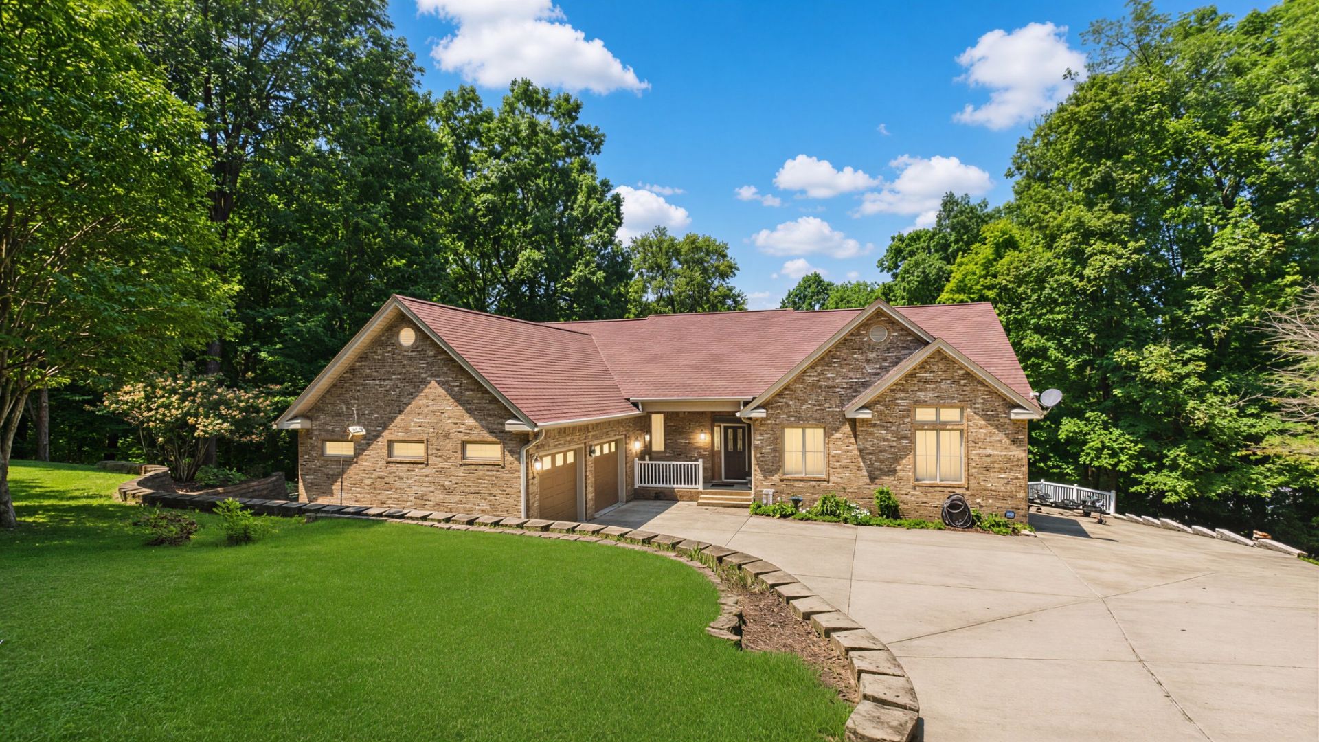 284 Crystal Creek Cir, Cadiz, KY 42211 Main Photo