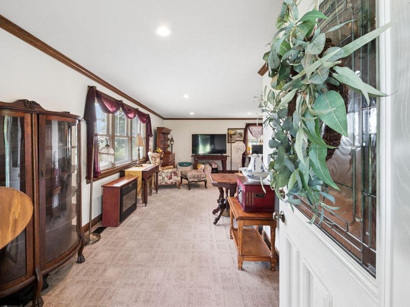 6431 State Route 203 , Radnor, OH 43066 Photo 3