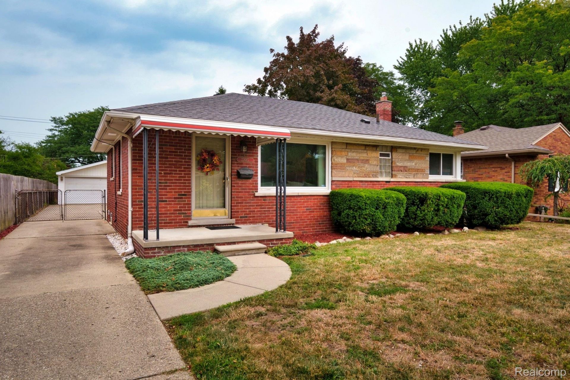 22685 Oconnor Street, Saint Clair Shores, Mi 48080 Main Photo