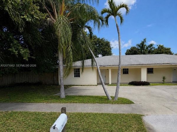 2653 SW 51st St, Unit 1, Fort Lauderdale, FL 33312
