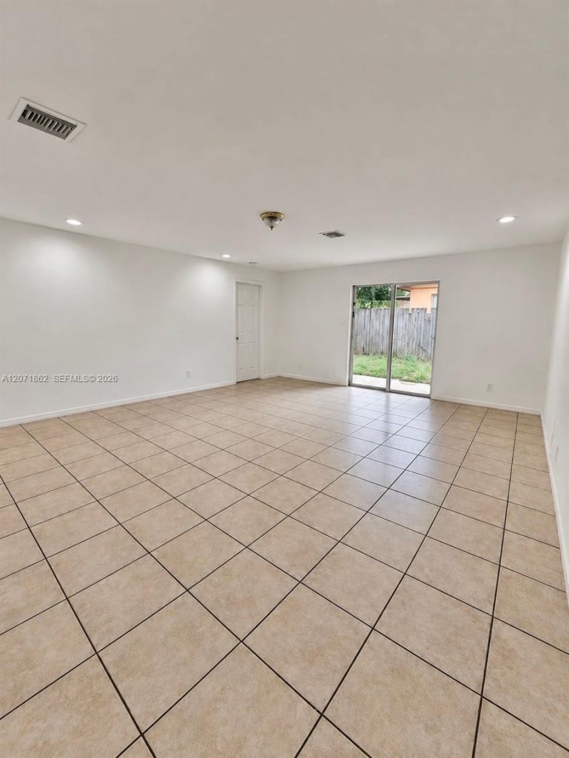 2653 SW 51st St, Unit 1, Fort Lauderdale, FL 33312 Photo
