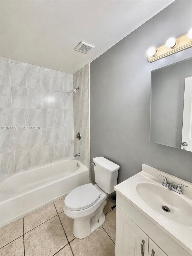 2653 SW 51st St, Unit 1, Fort Lauderdale, FL 33312 Photo