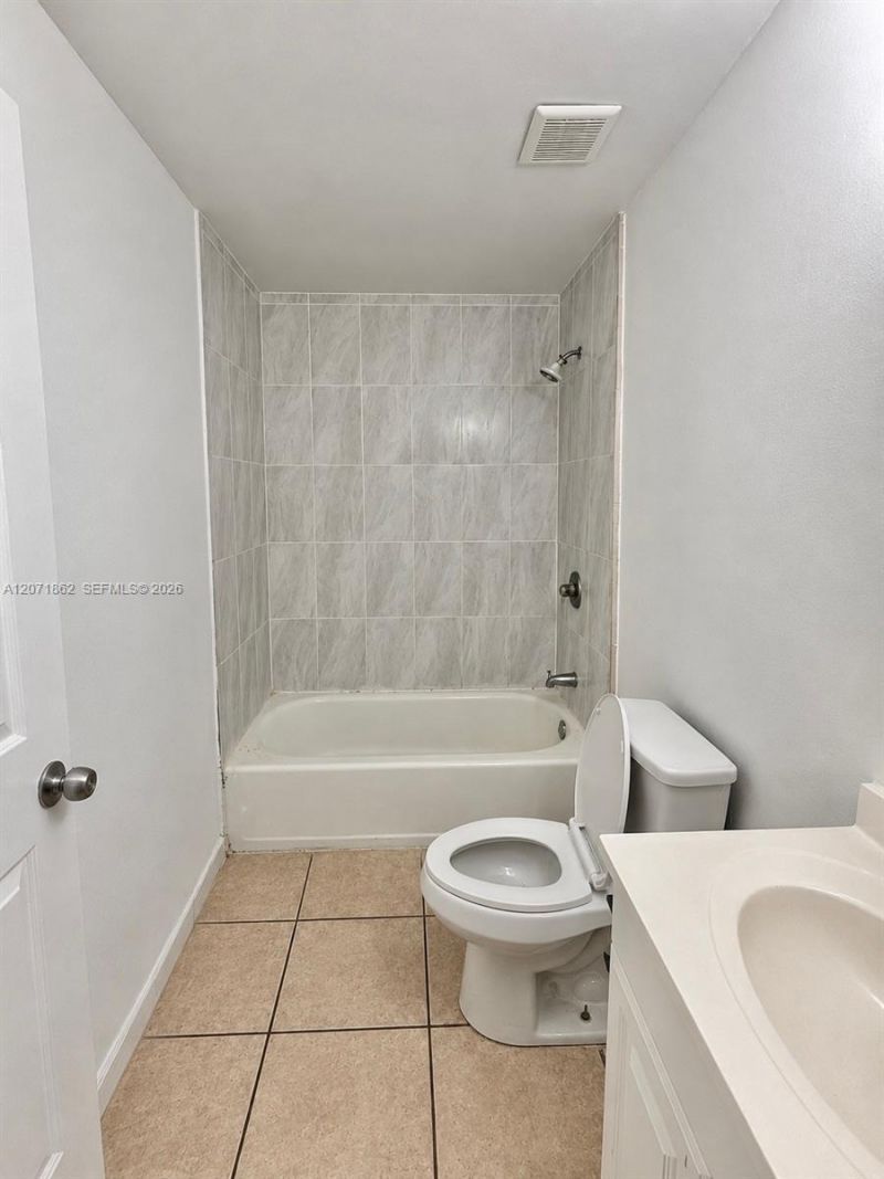 2653 SW 51st St, Unit 1, Fort Lauderdale, FL 33312 Photo