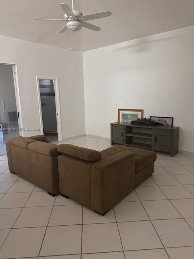 15234 SW 140th St , Miami, FL 33196 Photo