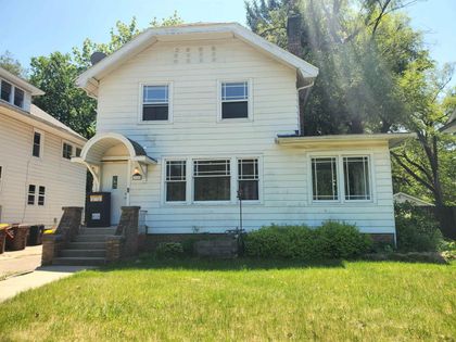 910 Garfield Avenue Rockford, IL 61103