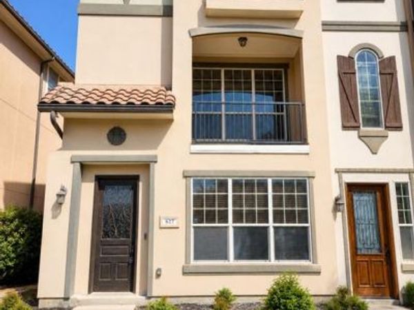 627 Senda, Unit 58, Irving, TX 75039