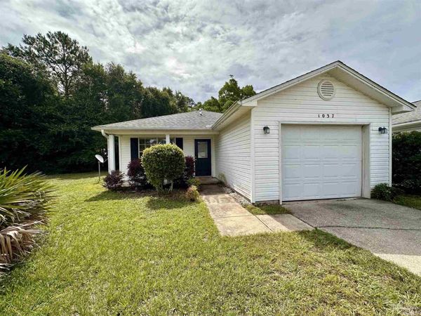 1037 Antigua Cir, Pensacola, FL 32507